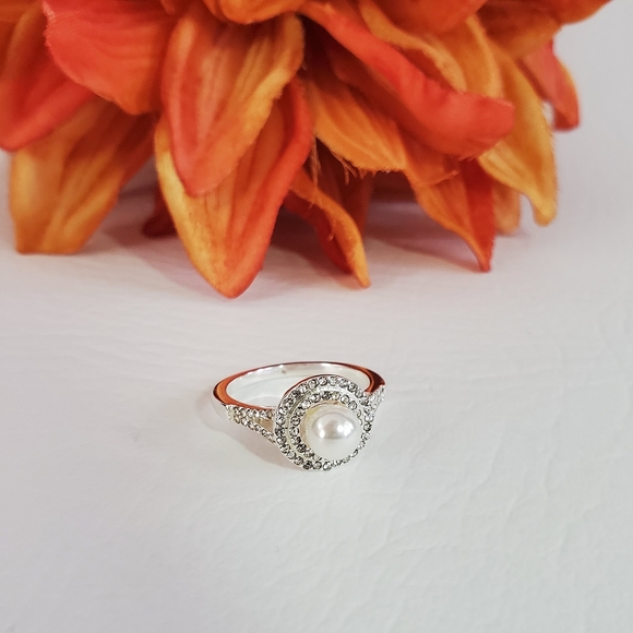 Silver Round Halo Pearl Ring - Picture 3 of 4